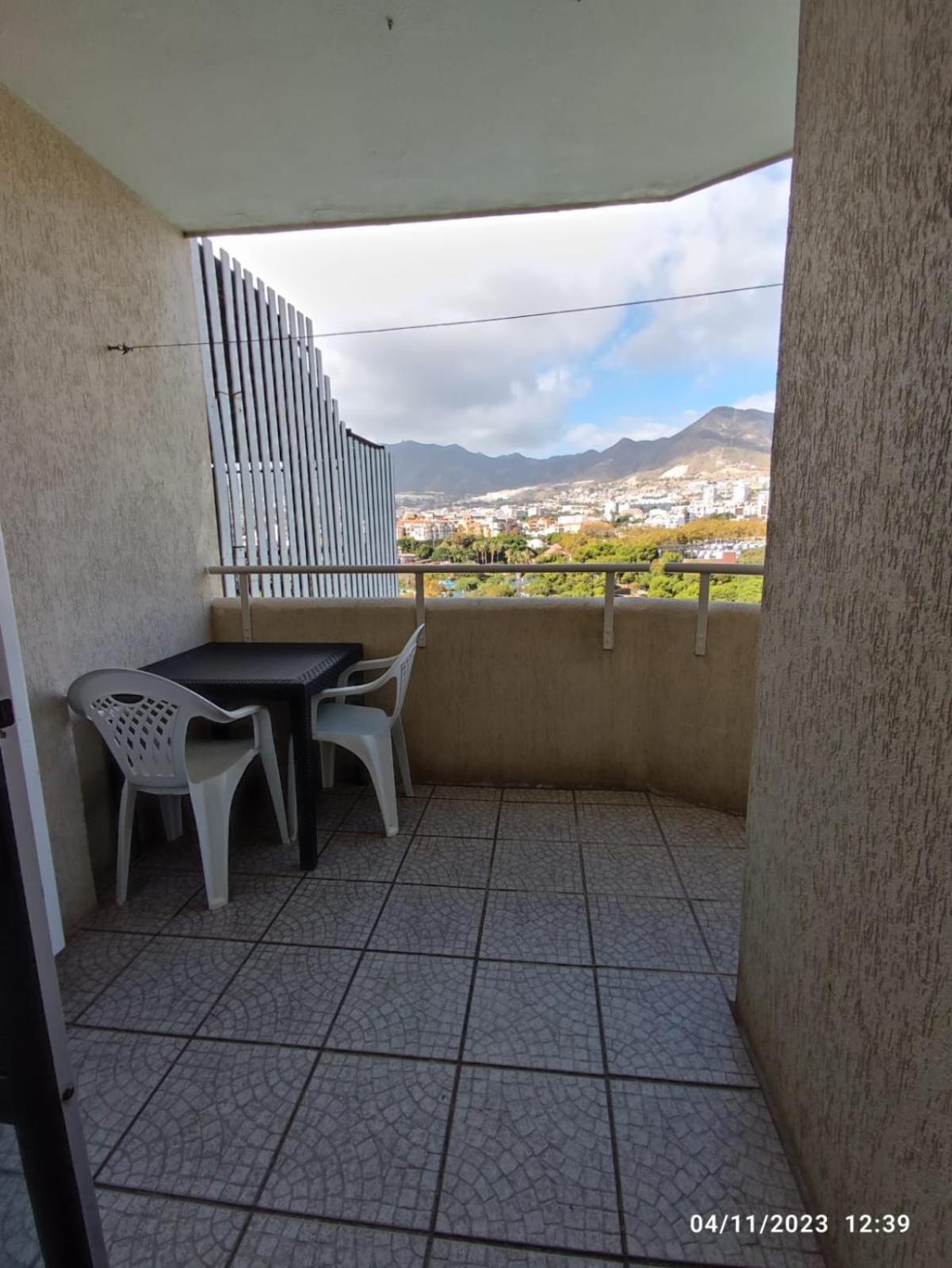 Cozy With Mountain View Benalbeach Apartment *